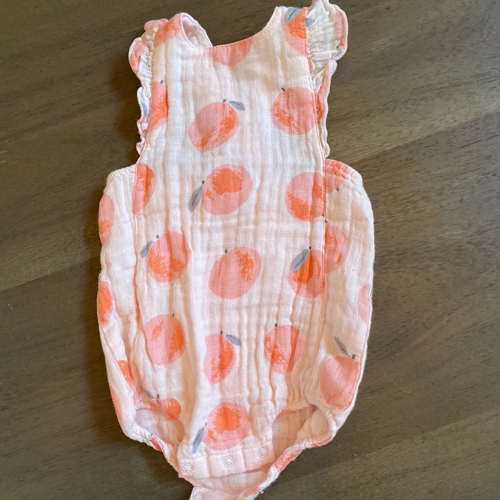 Brand new peach outfit